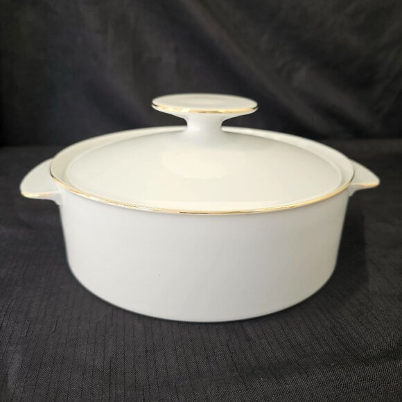 90s German Rosenthal Covered Caserole White Porcelain Gold Trim 10"L x 8"D x 5"H - Picture 12 of 12